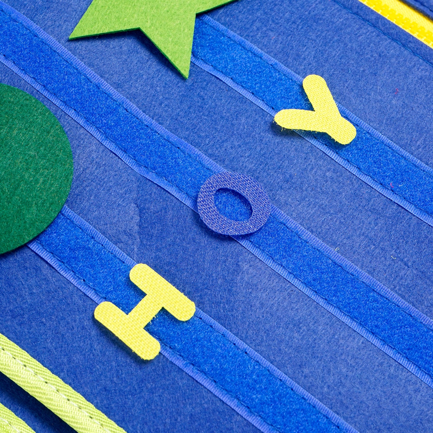 Maletín Sensorial Montessori “Busy Pages”